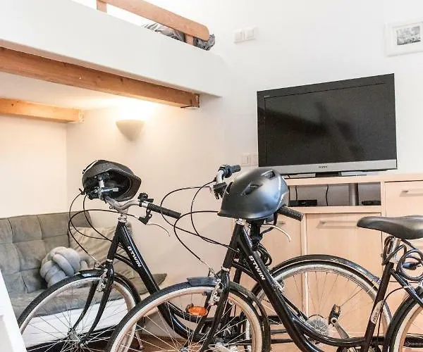 Ella's River Διαμέρισμα *