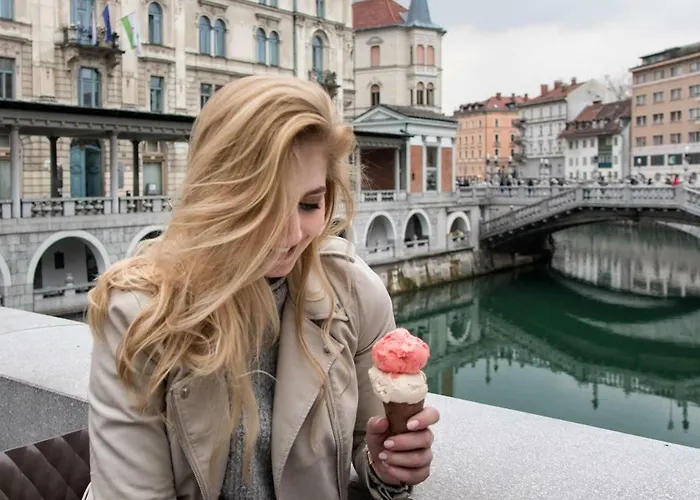 Ella's River Apartmán *