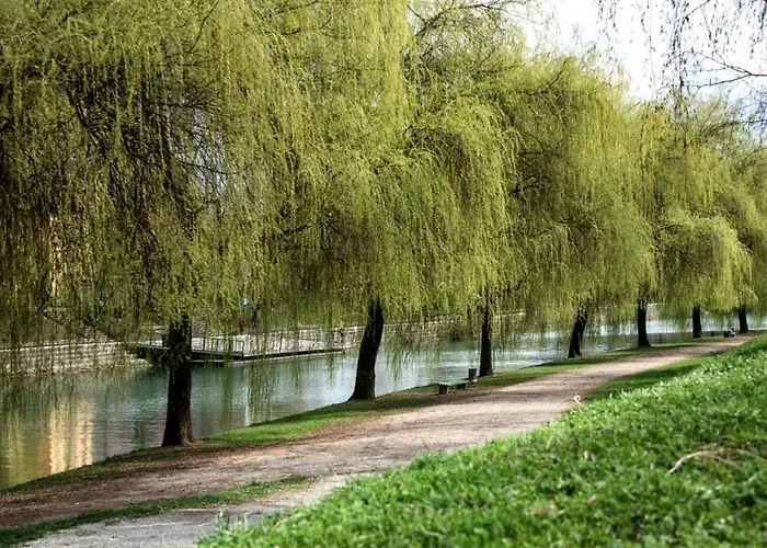 Ella's River Апартаменты Любляна